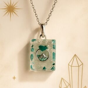 ✨️3 For $10 Resin Pendant Necklace With Mountain Charm